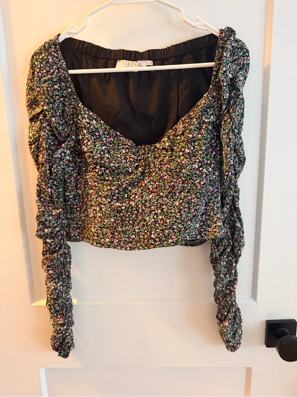 Astr Green Floral Ruched Long-Sleeve Crop Top
